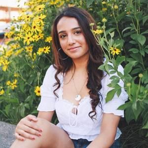 Meet your Posher, Shreya